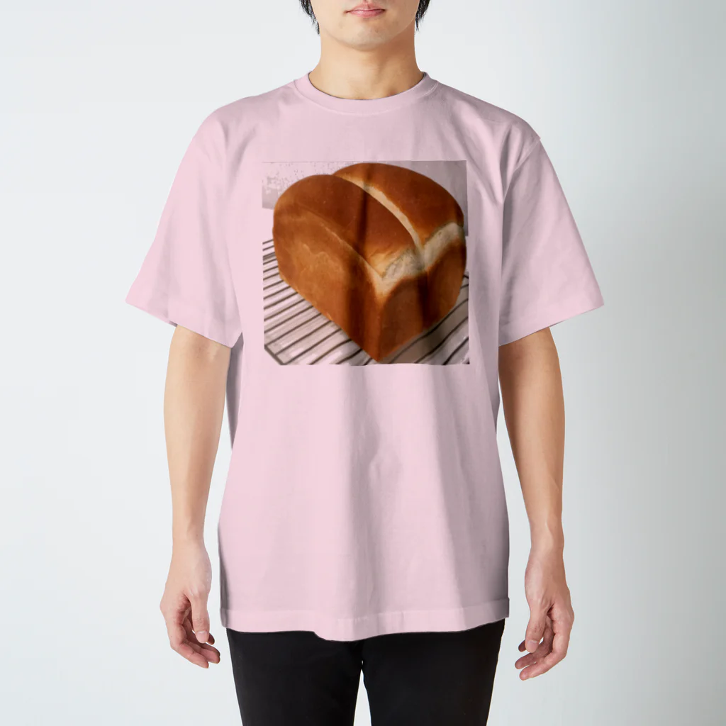 kyokomokaのパンが焼けたよ Regular Fit T-Shirt