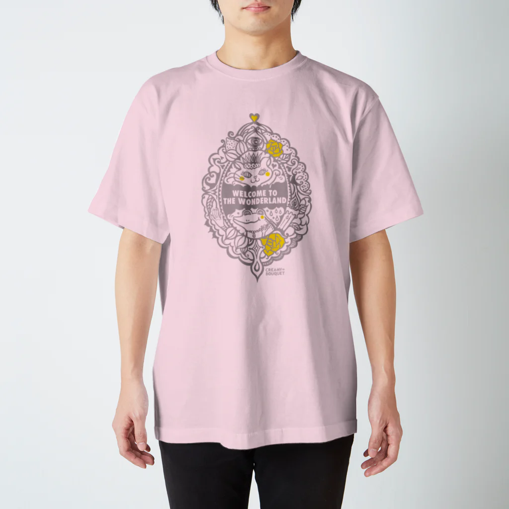 CREAMYBOUQUET WEBSHOPのCAT&FROG_YELLOW Regular Fit T-Shirt