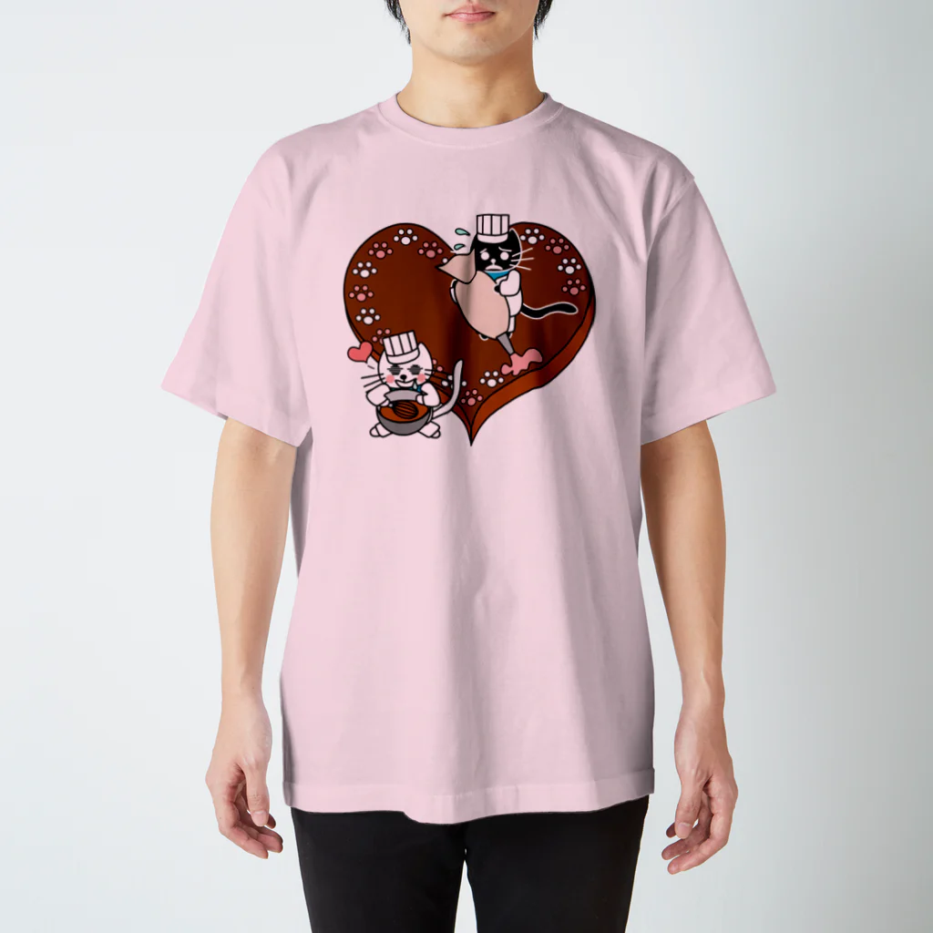 J's Mart 2ndのたまとクロのバレンタインチョコ Regular Fit T-Shirt