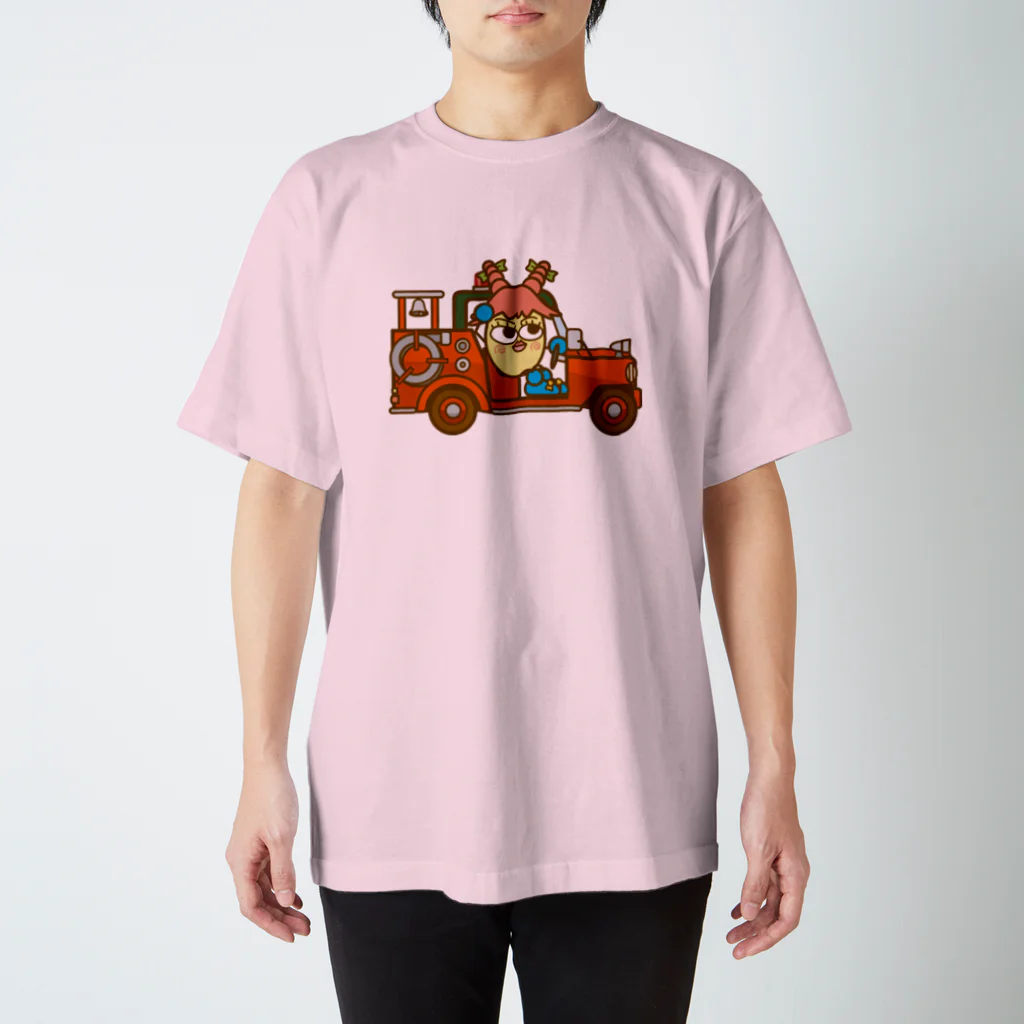 コメビツくんのミルキーさんのポンプ車 Regular Fit T-Shirt