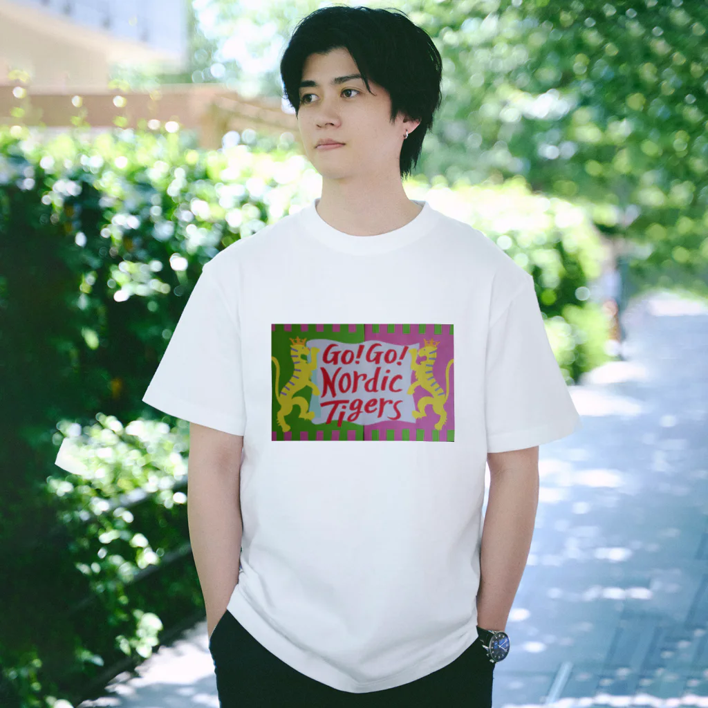 続・マキノ槇ぞうのfor the nordic tigers '18 Regular Fit T-Shirt
