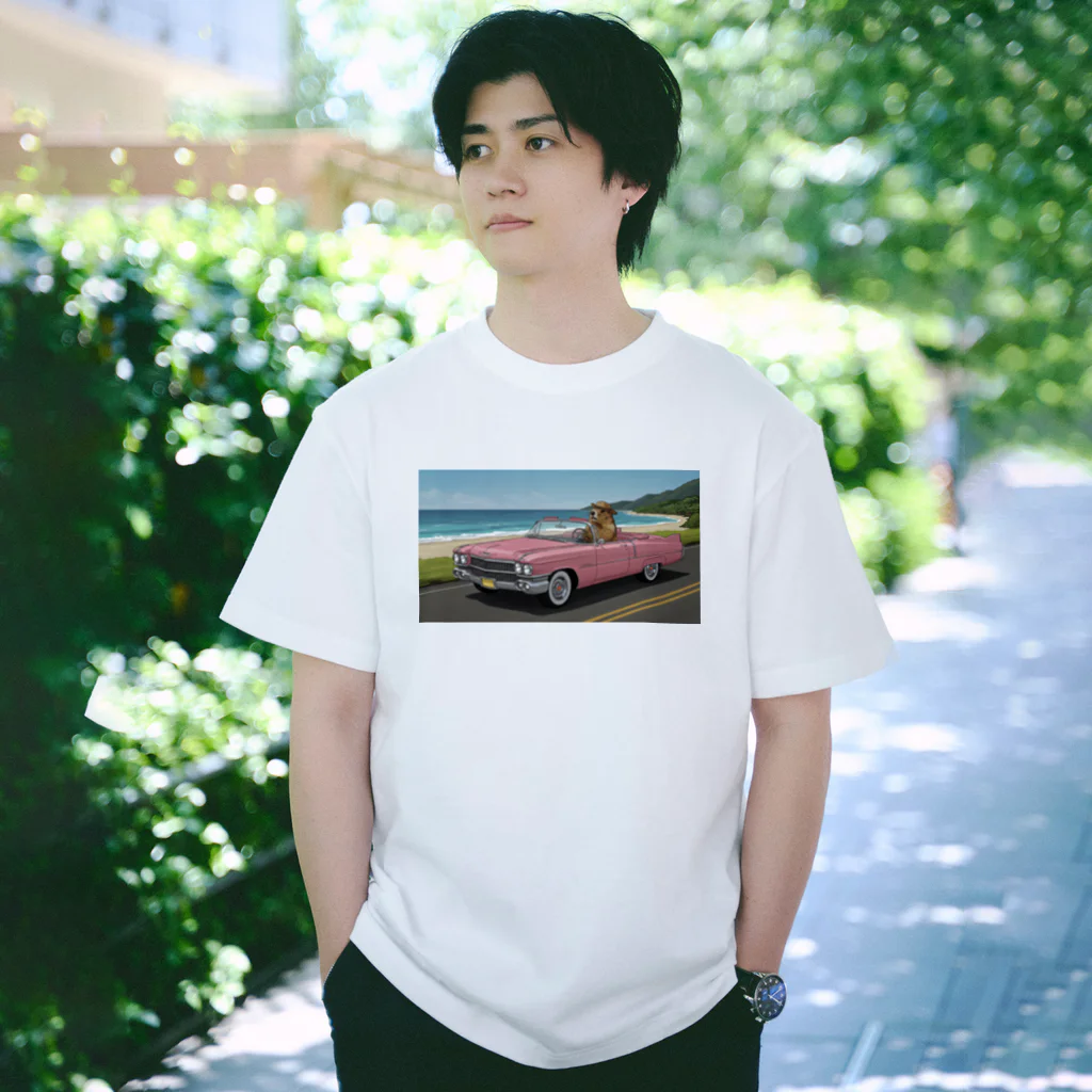 rescue;tokyoのスカしたマーモット Regular Fit T-Shirt