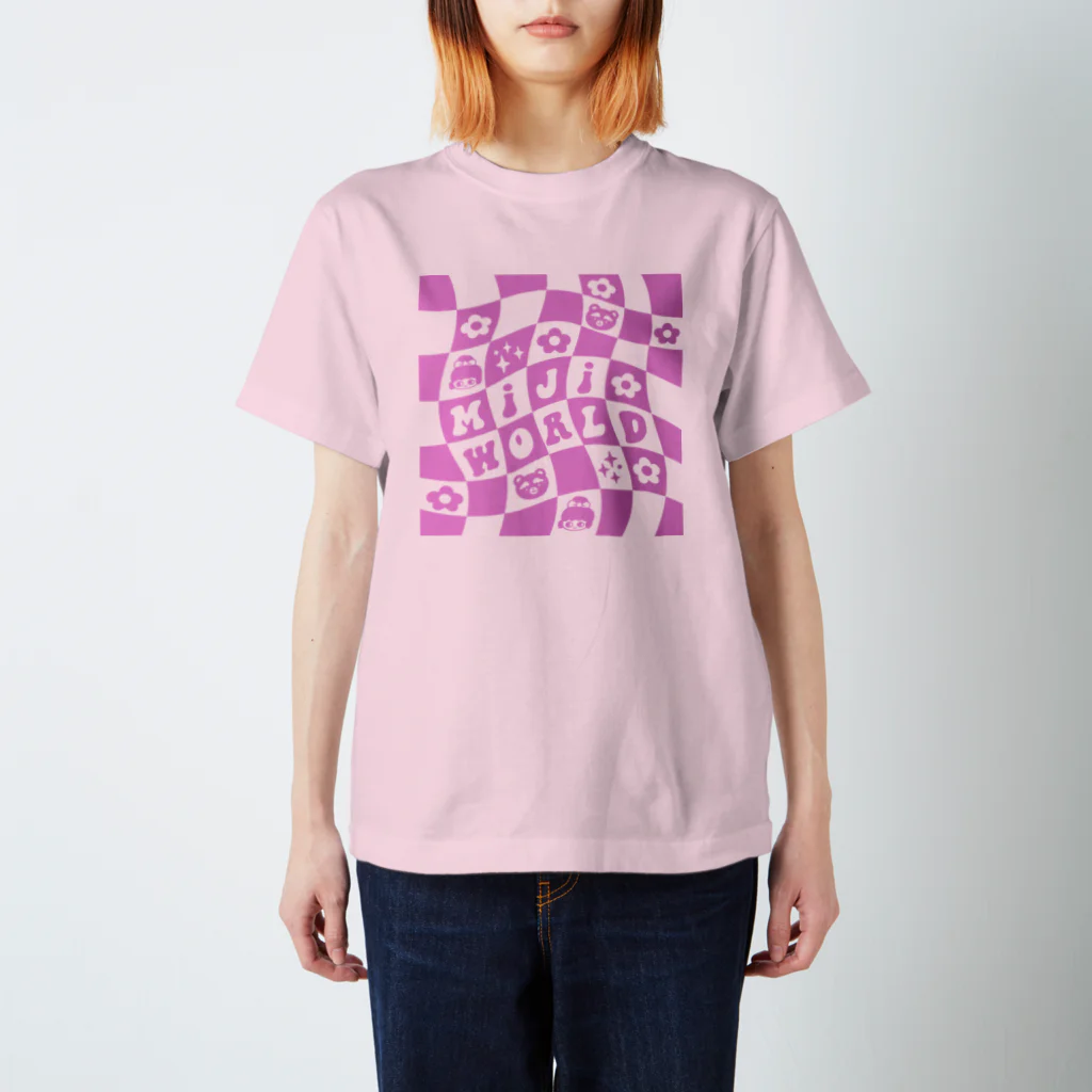 ミジワールドSUZURIショップのくねくね Pink スタンダードTシャツ