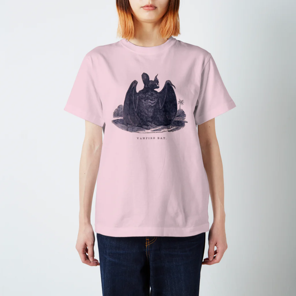 博物雑貨 金烏のThe British Library - VAMPIRE BAT Regular Fit T-Shirt