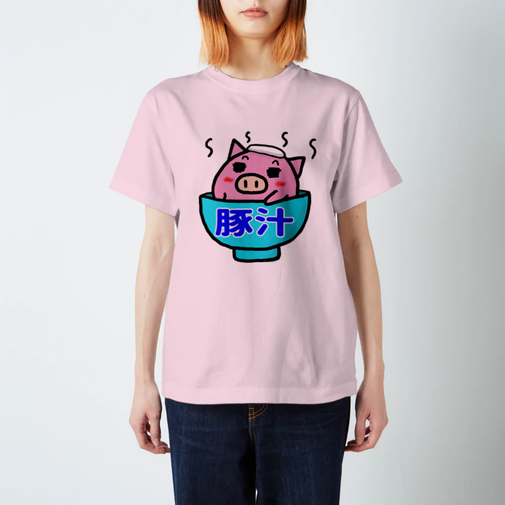 ナナのグッズショップの豚汁 Regular Fit T-Shirt