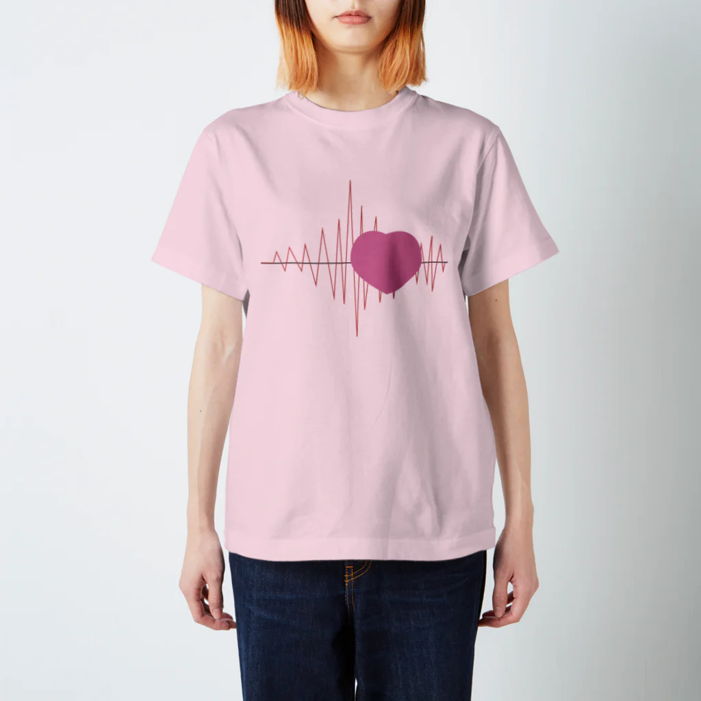 M.C.Mのドキドキ心電図 Regular Fit T-Shirt