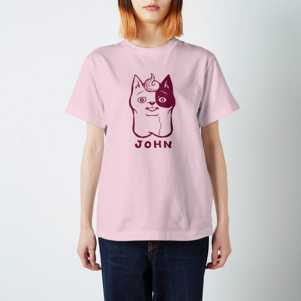 キャットタング鈴原のJOHN（赤） Regular Fit T-Shirt