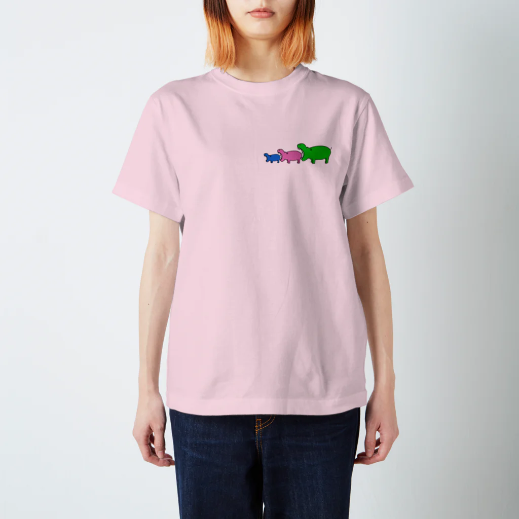 ぐずぐず夫の店のカバを食べようとするカバ2 Regular Fit T-Shirt