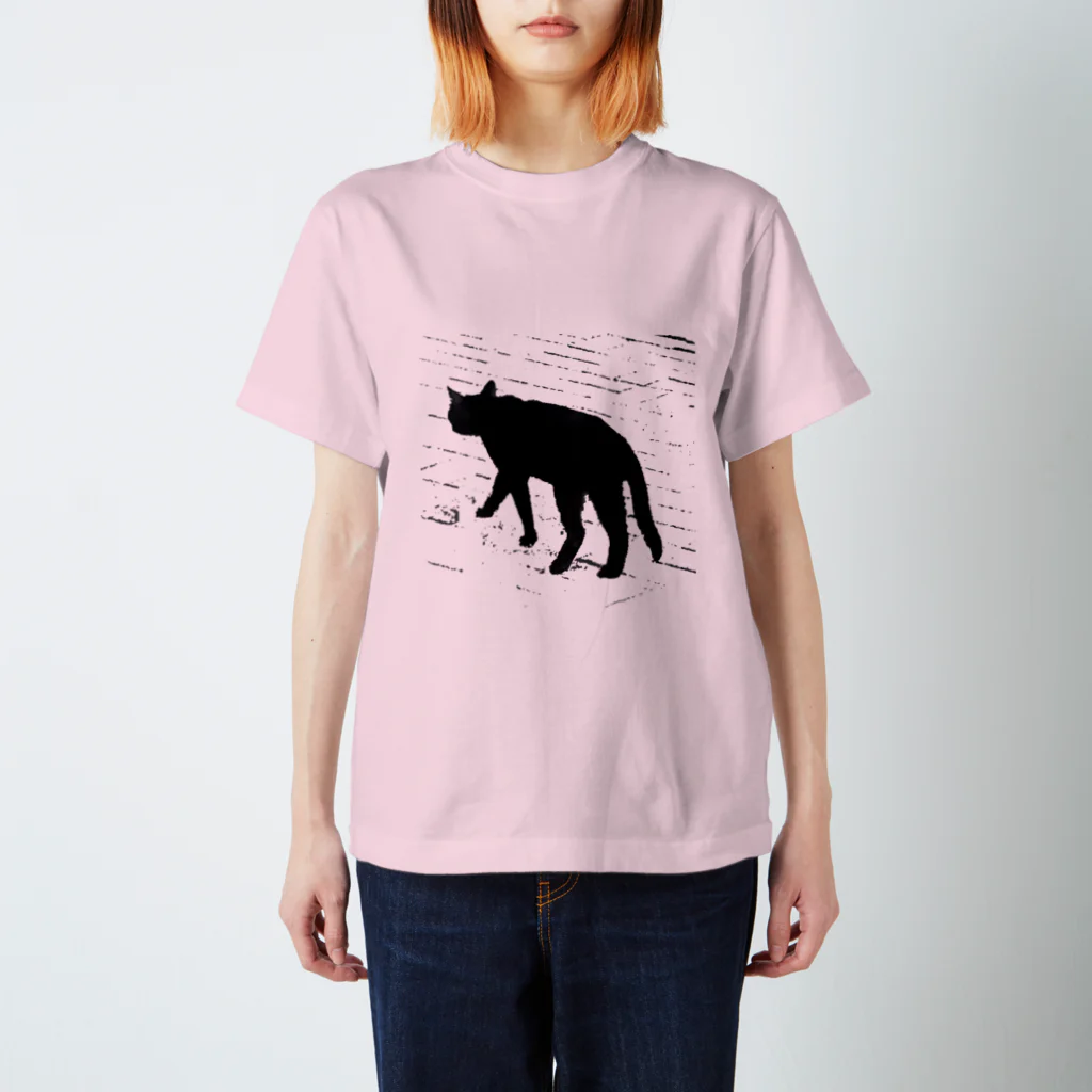 HIYOKOMARUのクールな黒猫 スタンダードTシャツ