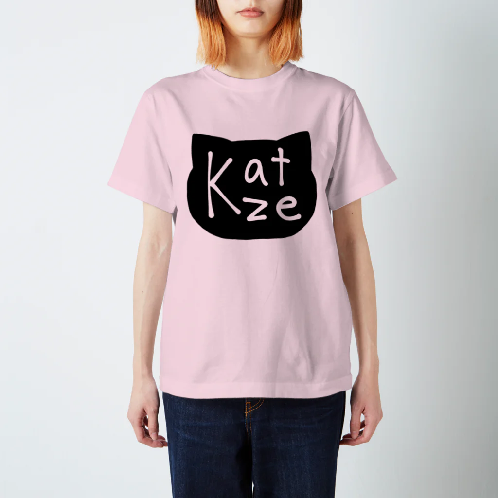 桃茶ドットコムのKatze Regular Fit T-Shirt