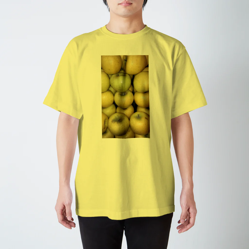 ノビ山本のトヤマンボウSHOPっぷの黄色リンゴ！梨じゃないよ！！ スタンダードTシャツ