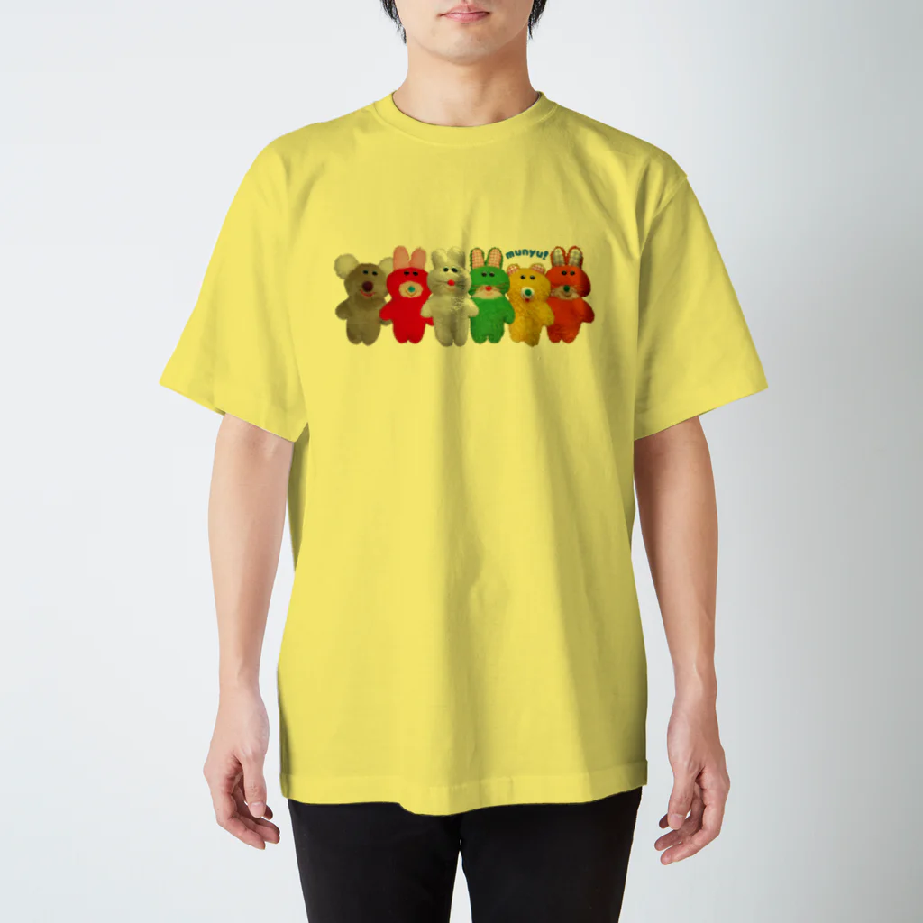 むにゅのプクーズ整列！ Regular Fit T-Shirt