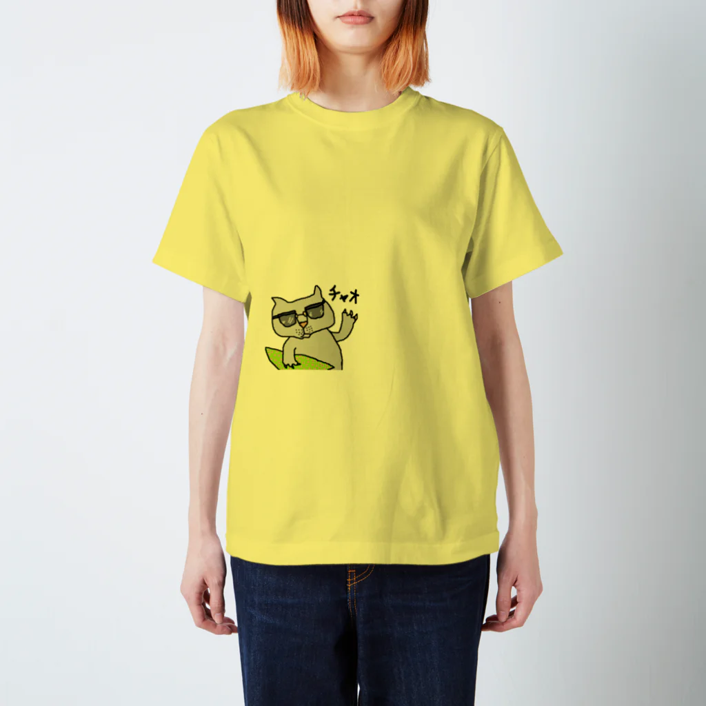 冬虫夏草洋品店&トッキータ.の茅ヶ崎在住のサーファー猫 スタンダードTシャツ