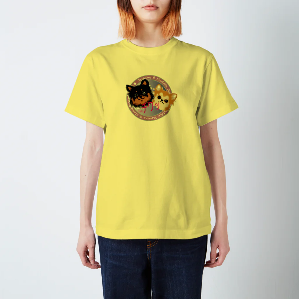 ジャス&アラのジャス&アラ Regular Fit T-Shirt