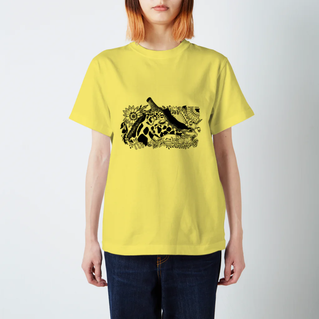 どんすけのGiraffa camelopardalis Regular Fit T-Shirt