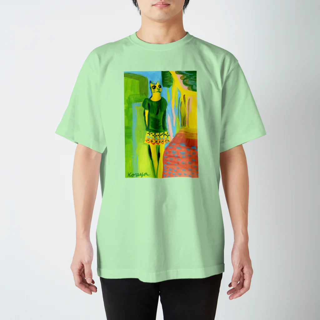 ko-ayaのgreen corridor Regular Fit T-Shirt