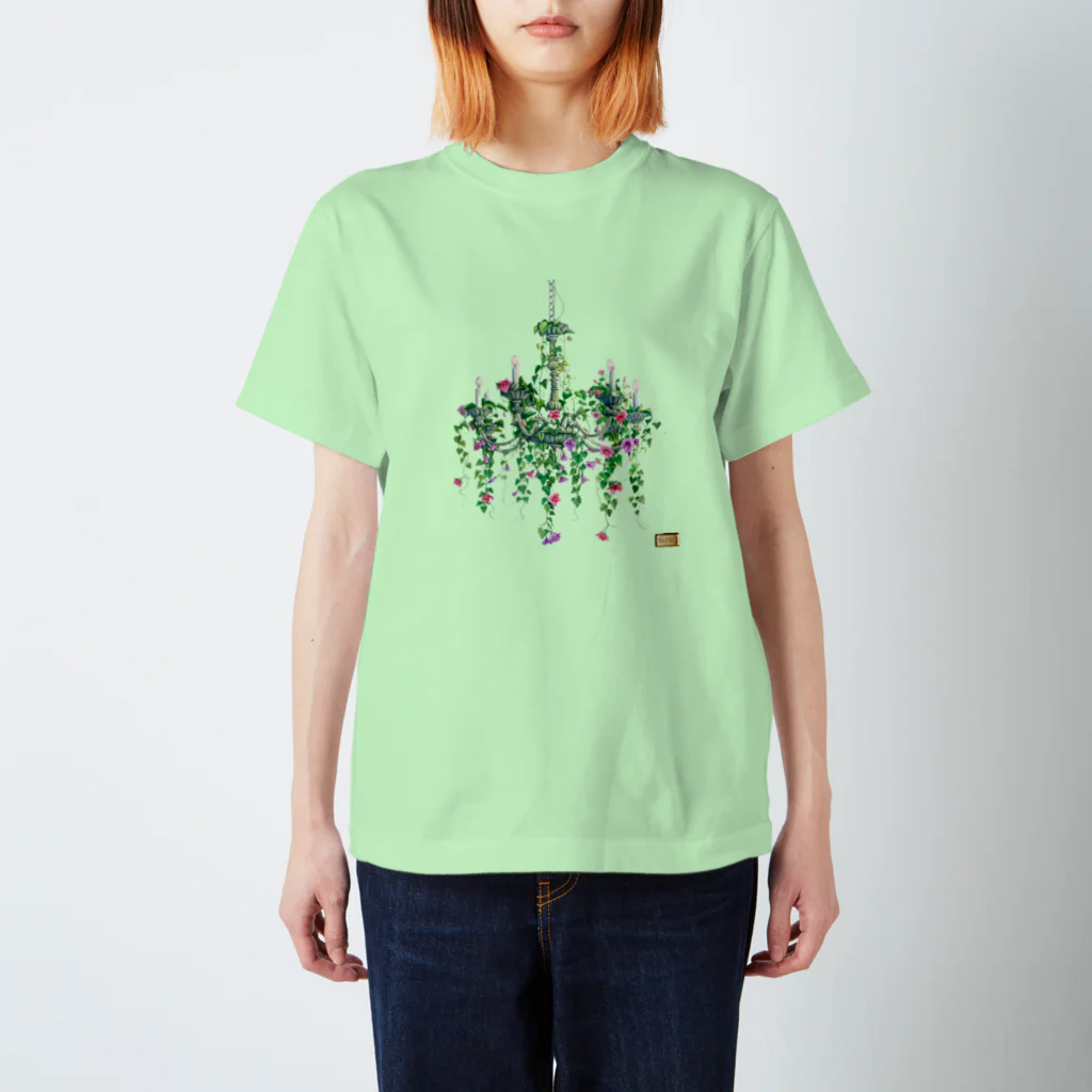 TANBI Every Home DecorのFlower chandelier ツタと小花 Regular Fit T-Shirt