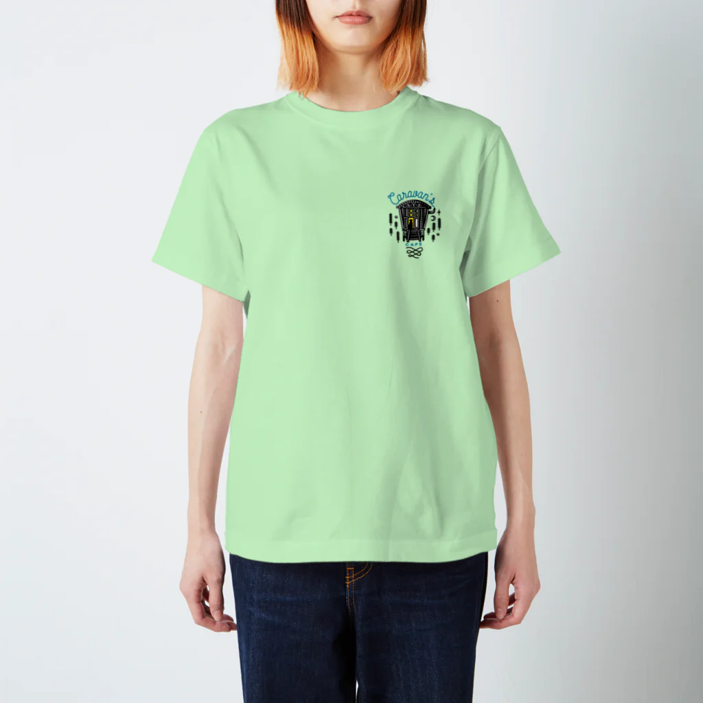 キャラバンズカフェのキャラバンズカフェ Regular Fit T-Shirt