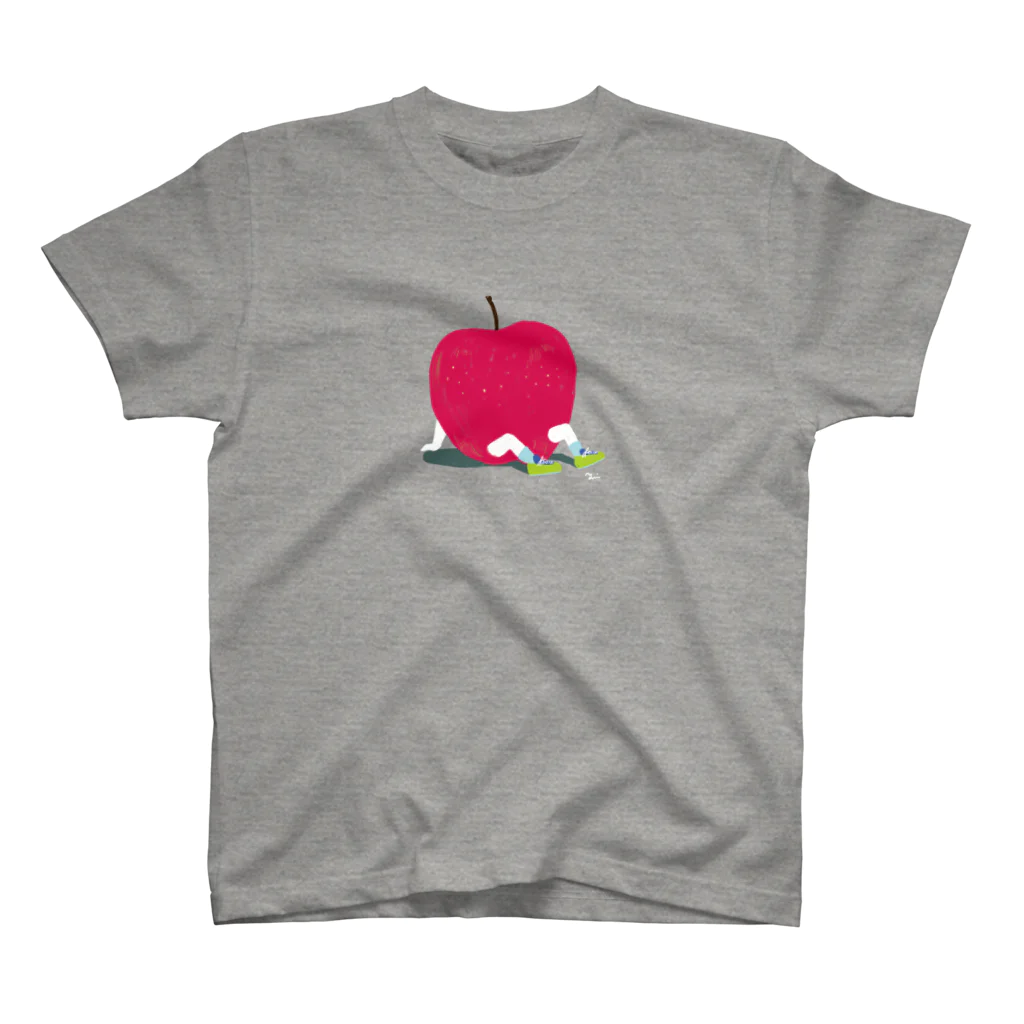 Yui SuzukiのApple Boy Regular Fit T-Shirt