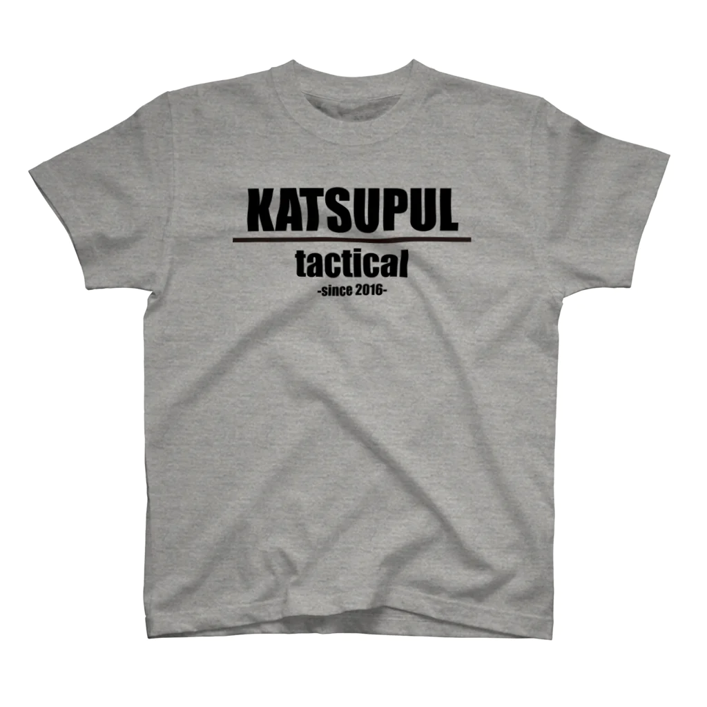 カツプルタクティカルのKATSUPUL tactical ﾍﾞｰｼｯｸﾗｲﾝT-shirt 黒プリント Regular Fit T-Shirt