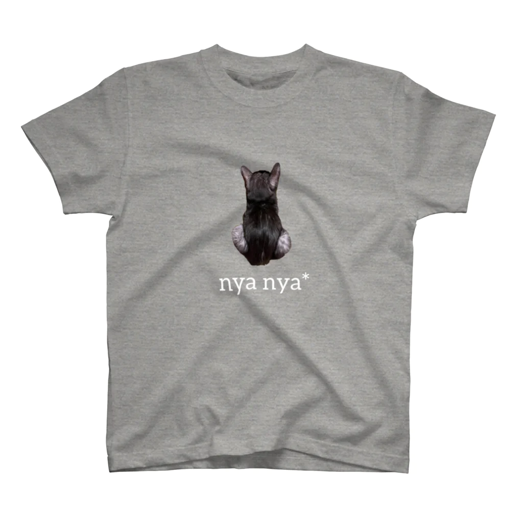 nya nya*のバックショットねこ(アンダーロゴ白) スタンダードTシャツ