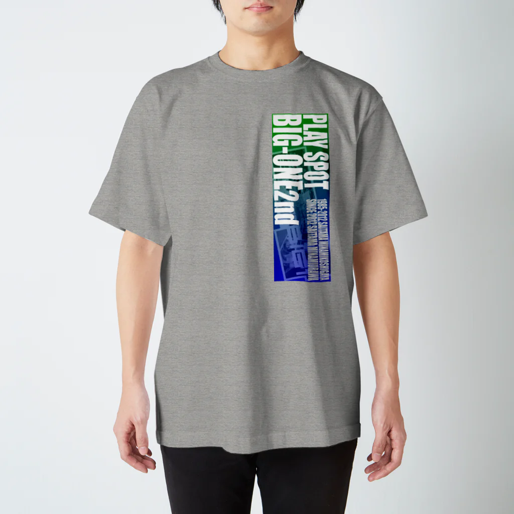 プレイスポットビッグワンセカンドのビッグワンセカンドデザインＴシャツＢ スタンダードTシャツ