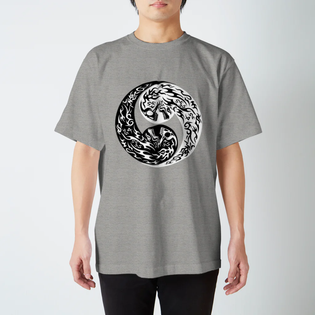 Ａ’ｚｗｏｒｋＳの合わせ髑髏二つ巴 白黒（オリジナル家紋シリーズ） Regular Fit T-Shirt