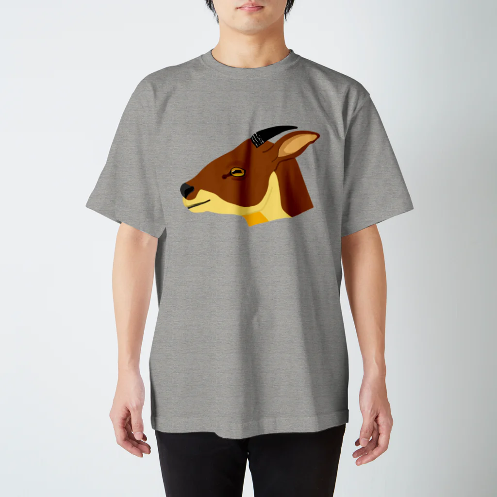 どんすけのCapricornis swinhoei Regular Fit T-Shirt