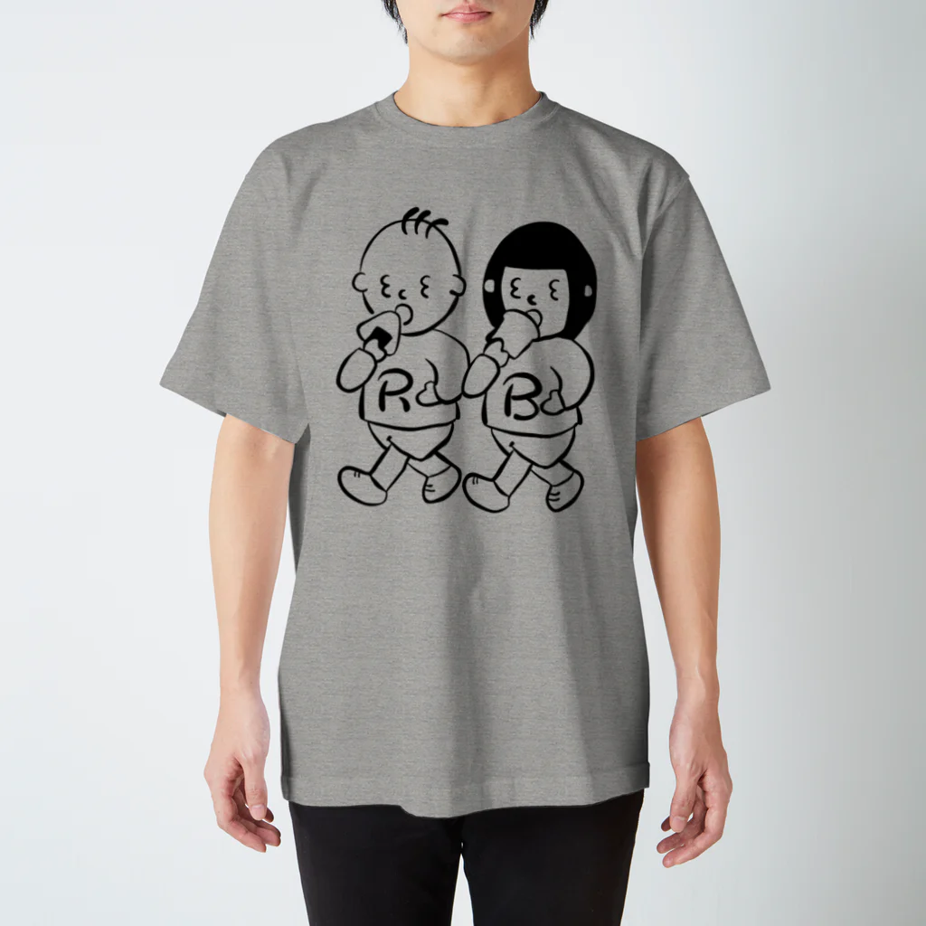 ランニングと朝食のランブレちゃんロゴTシャツ（背面白ロゴ） Regular Fit T-Shirt