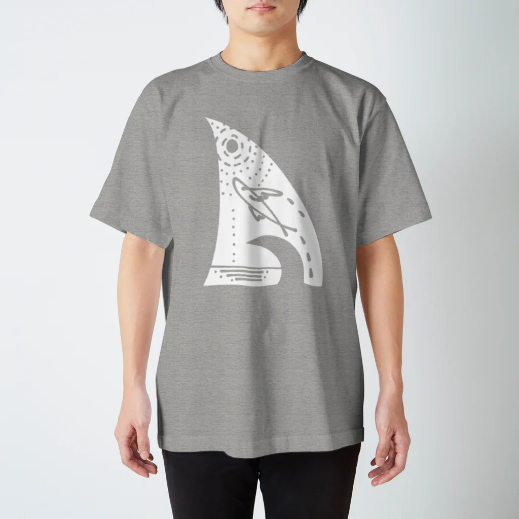 藻っくんSTOREのトビウオ白（裏文字） Regular Fit T-Shirt