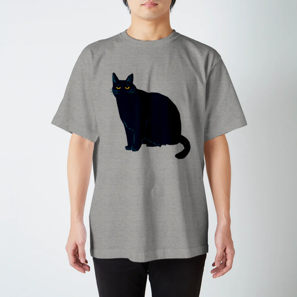 喫茶こぐまやの不機嫌な黒猫 スタンダードTシャツ