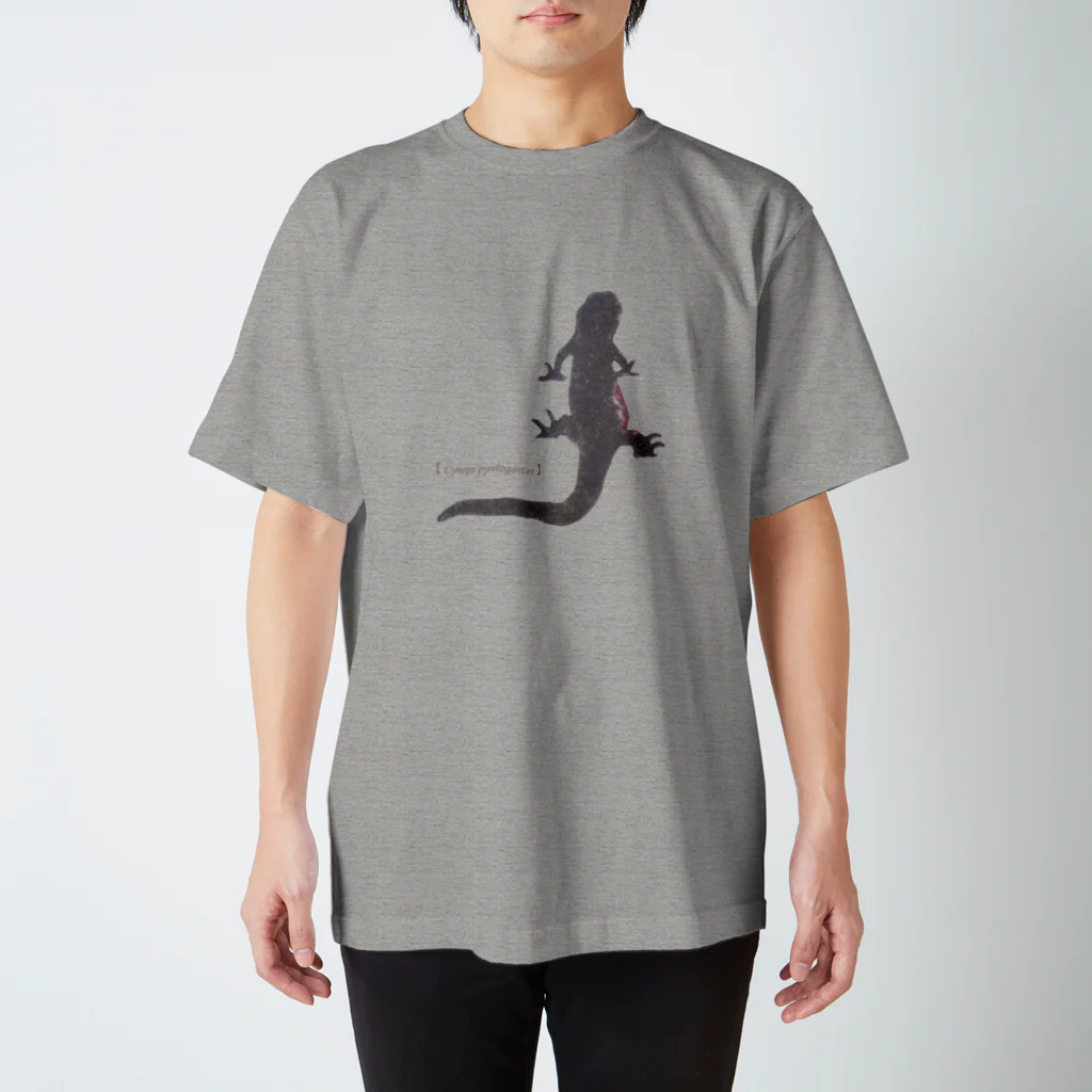 haruのアカハライモリ Regular Fit T-Shirt