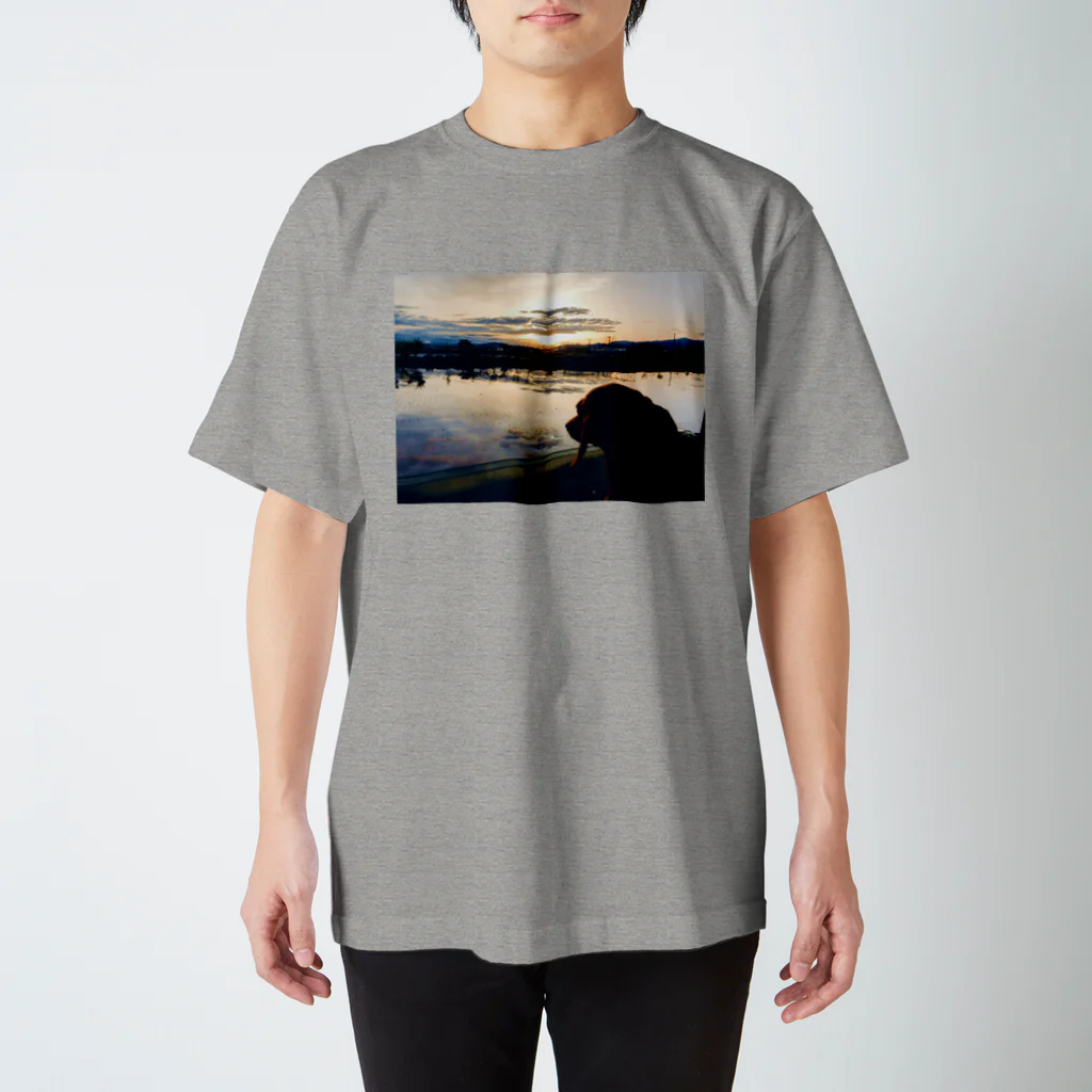 jiraiya1549の令和の夜明(ダックス) Regular Fit T-Shirt