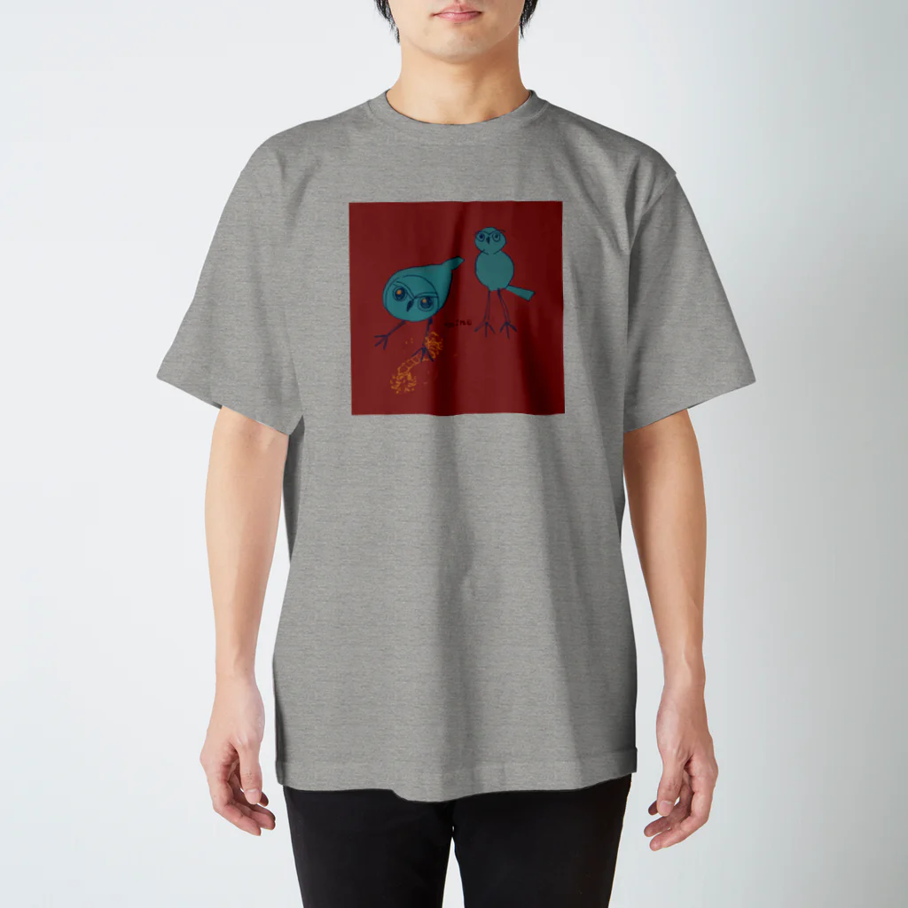 MINEのアナホリフクロウダークレッド Regular Fit T-Shirt