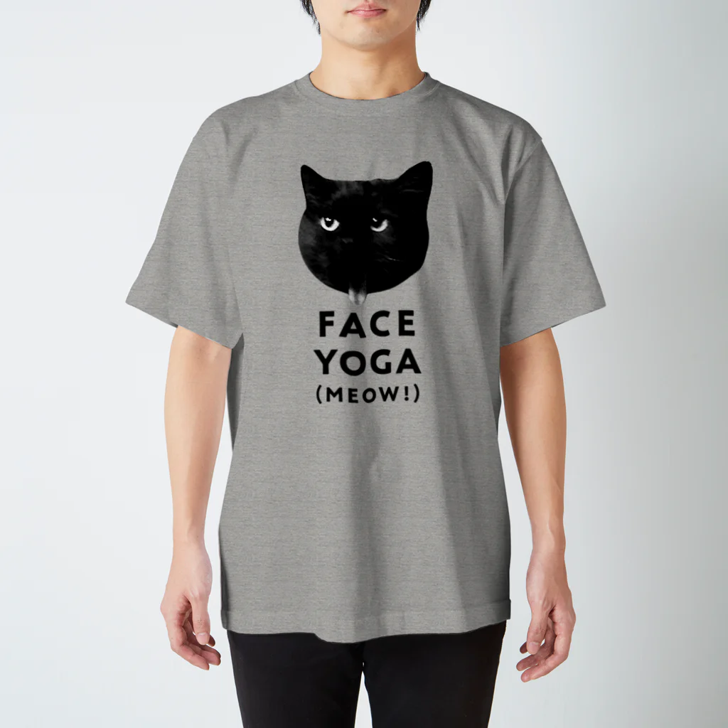 SAIWAI DESIGN STOREのFACE YOGA (MEOW!) スタンダードTシャツ