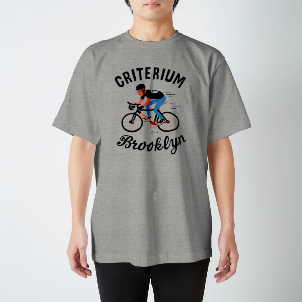 Design For Everydayのブルックリン★自転車レース Regular Fit T-Shirt