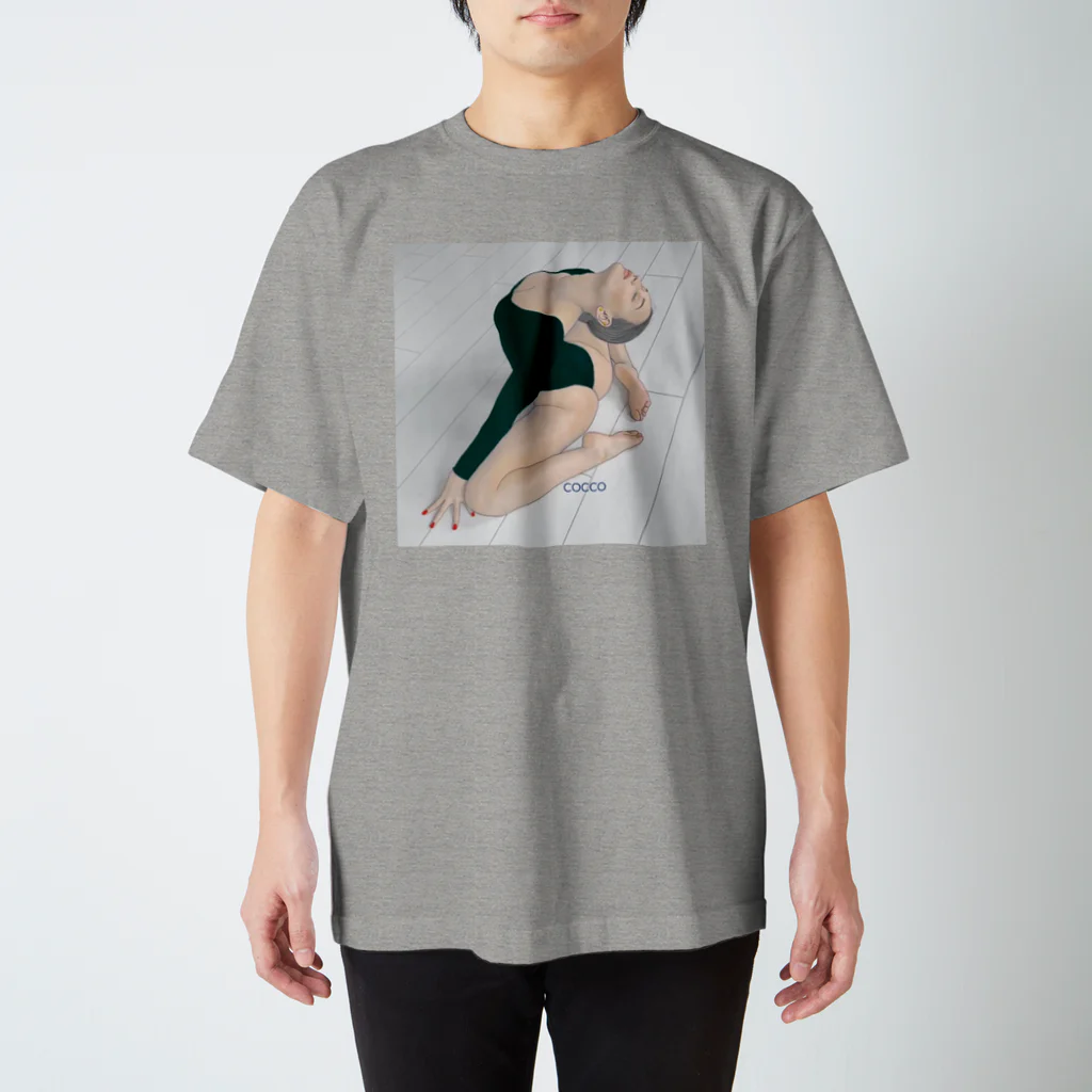 こっこさんのお店のYoga girl〜静かな朝〜 スタンダードTシャツ