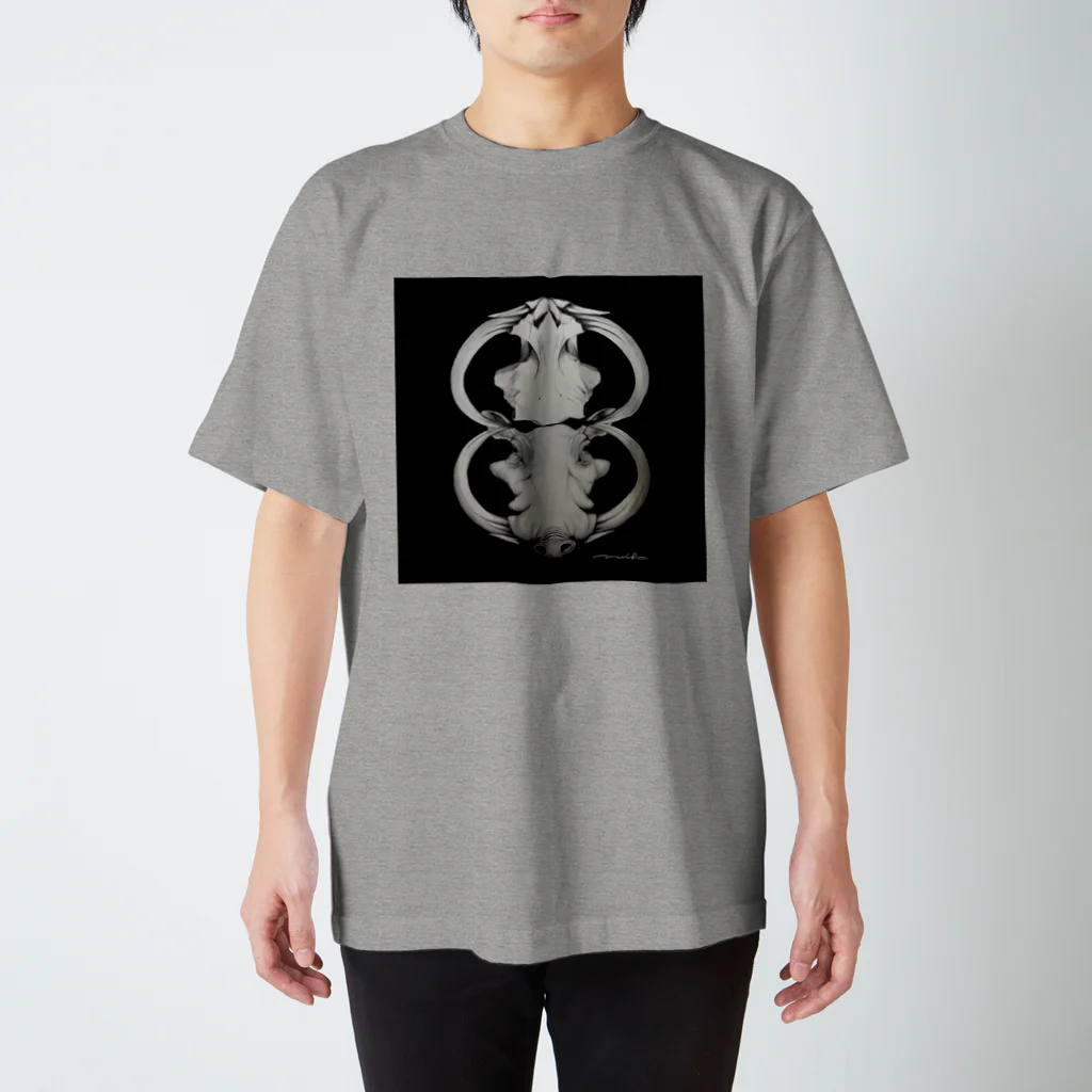 fukuchimeibiのイボイノシシ スタンダードTシャツ