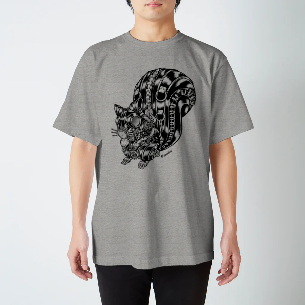 TOMOKUNIのAnimalia Kinky “ Black Squirrel ” スタンダードTシャツ