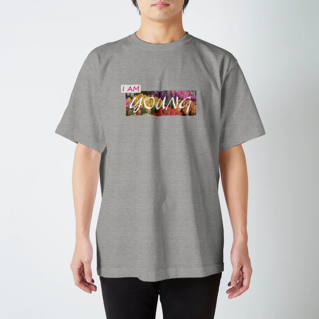 Honey Wonderのアイアムヤング flower shop Regular Fit T-Shirt