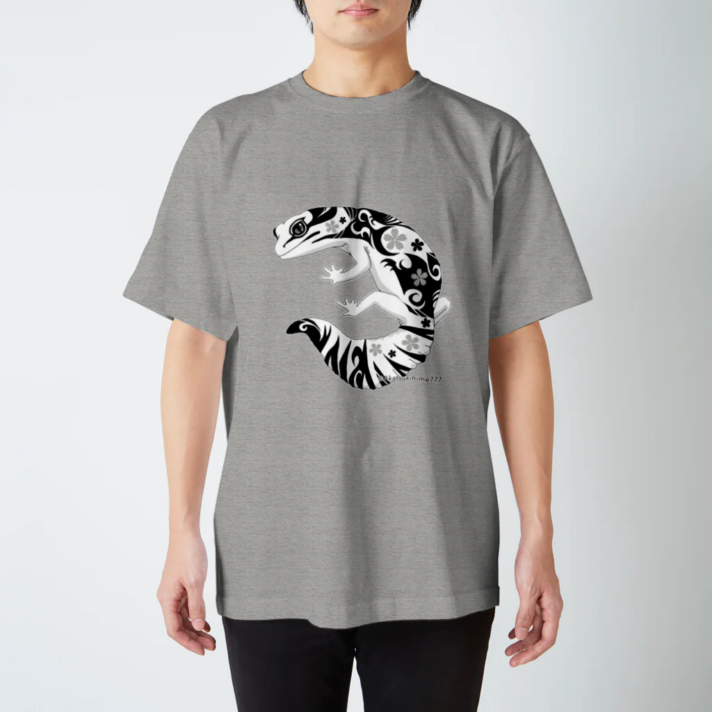 箱庭金魚❀暁姫の桜トライバル ニシアフリカトカゲモドキ透過 Regular Fit T-Shirt