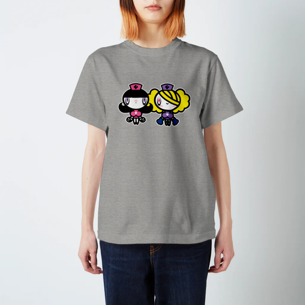 グチもん図工部のDead nurse sis. Regular Fit T-Shirt