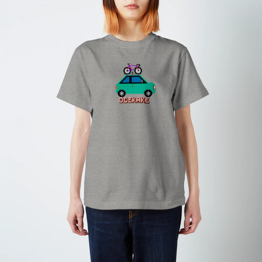 のりものドット絵TシャツのODEKAKE（クルマ緑） スタンダードTシャツ