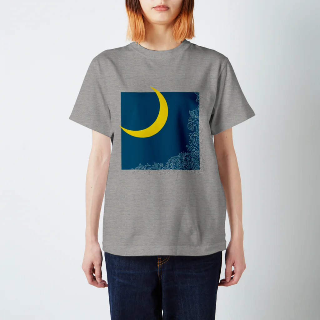 キャッツハンド：suzuriショップのmoon Regular Fit T-Shirt