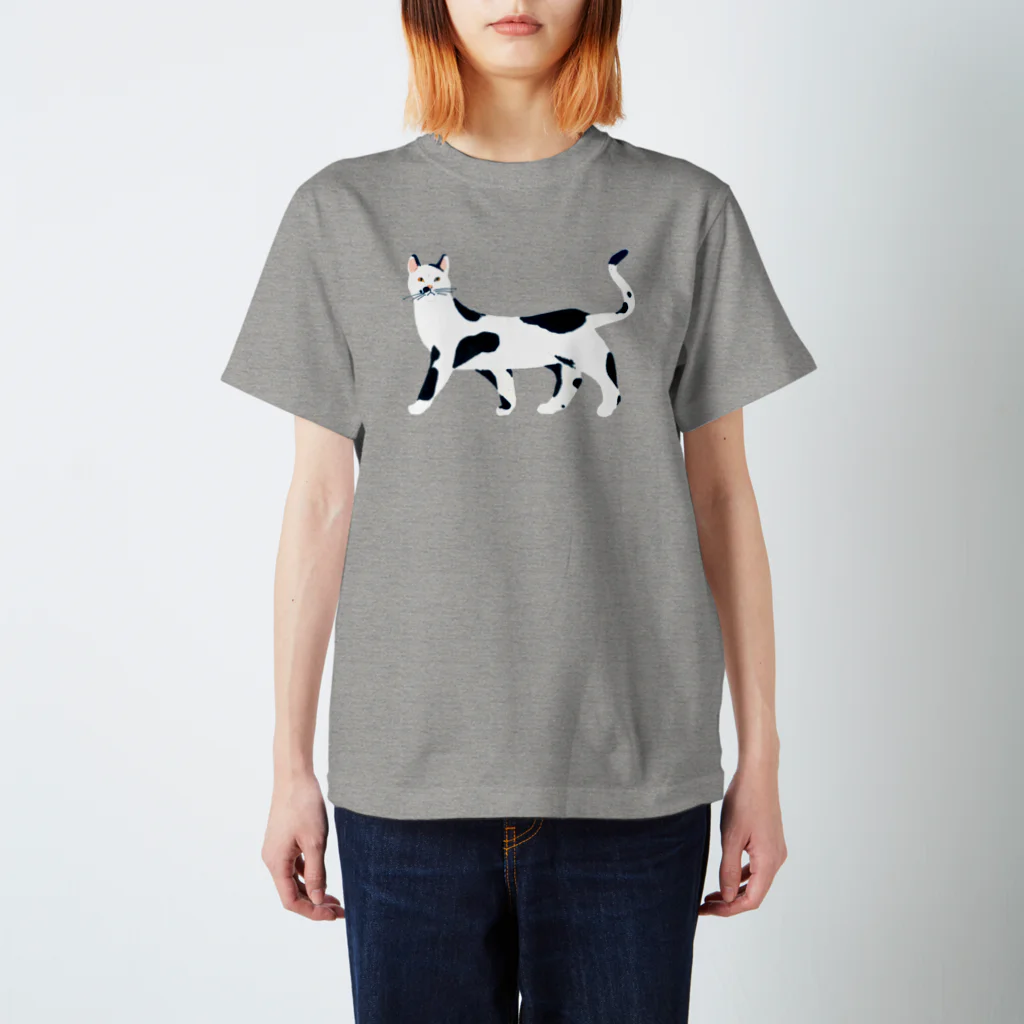 segasworksの白黒ぶちネコ Regular Fit T-Shirt