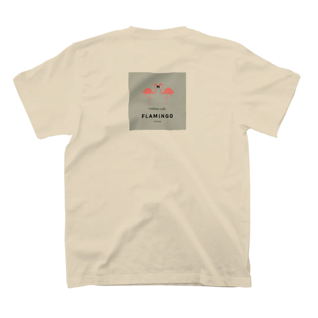 とりCHAN がーるのカフェ　フラミンゴ Regular Fit T-Shirtの裏面