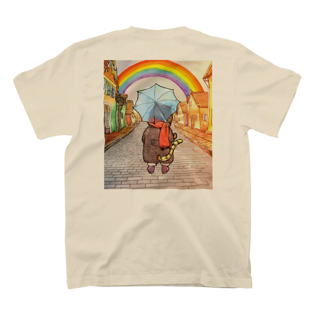 Katzenleben Design Studioの【両面】虹を見つめる猫 Regular Fit T-Shirtの裏面