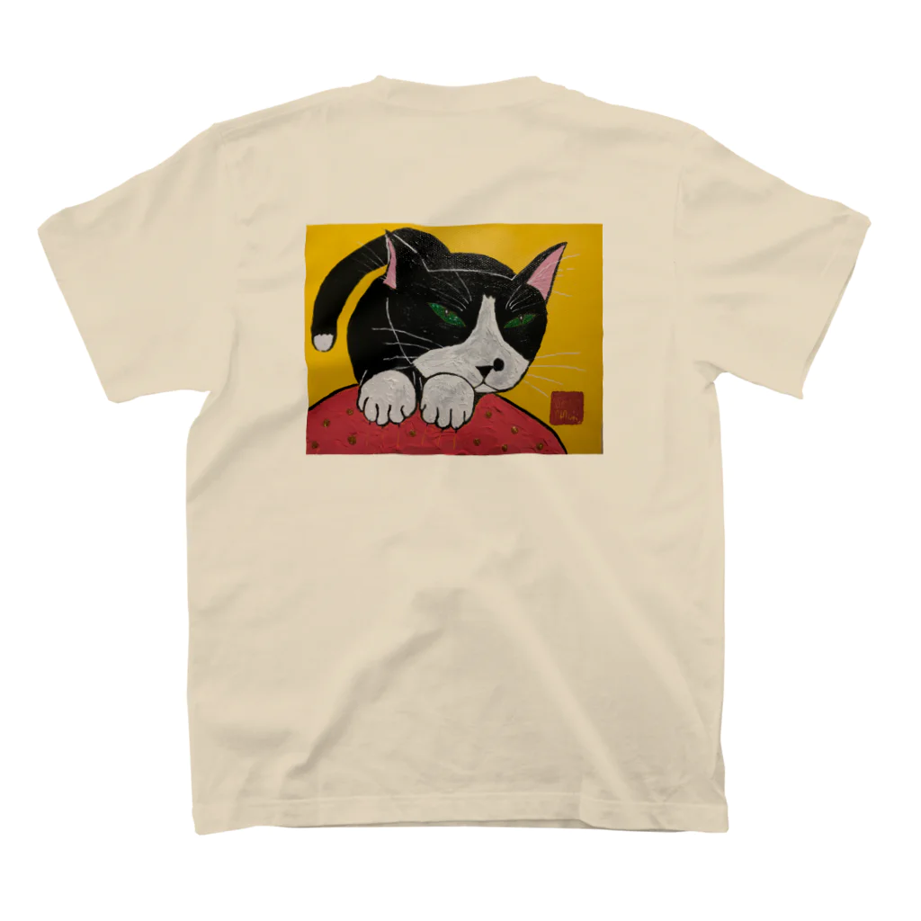 ️️ひろゆき🐾のハチワレ Regular Fit T-Shirtの裏面