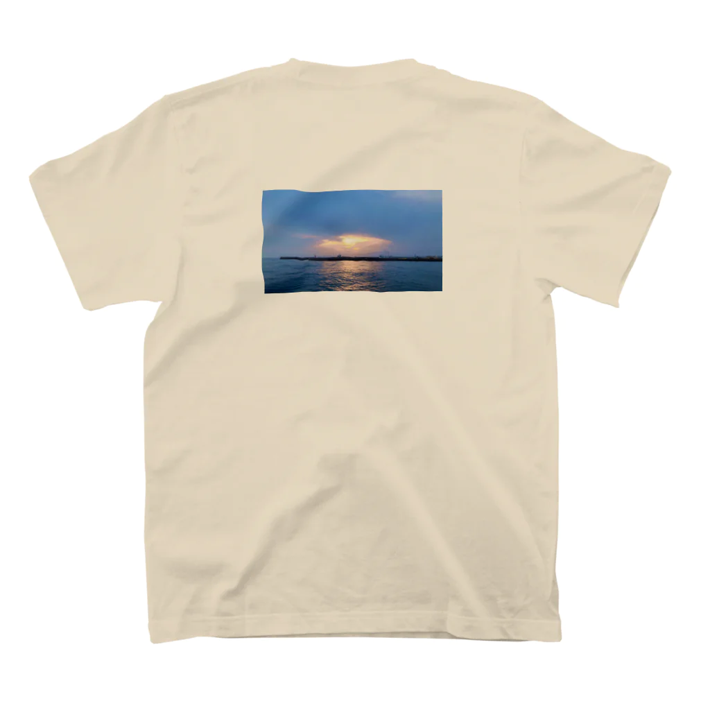 学生📷の夕陽 スタンダードTシャツの裏面