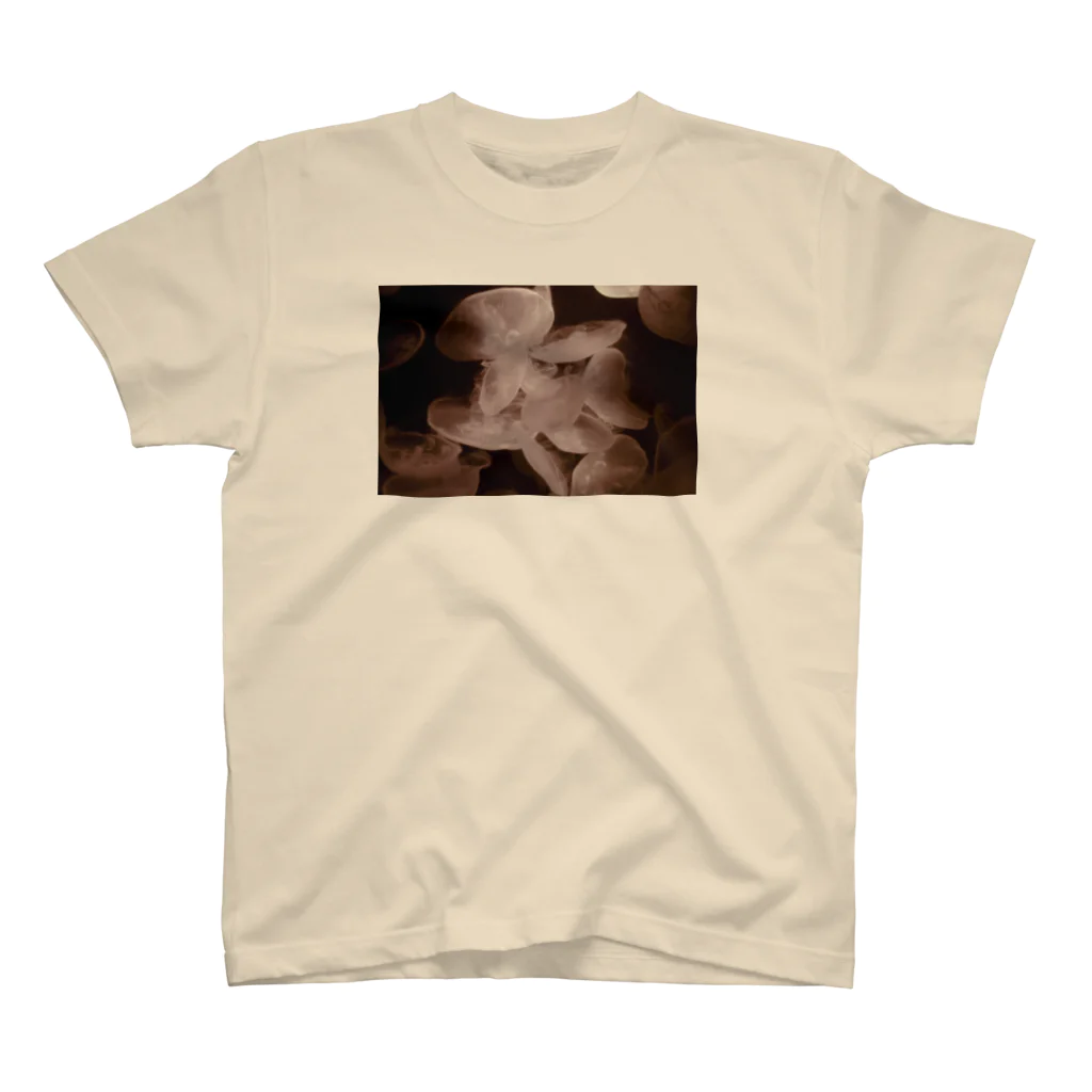 DecoLacertaのsepia jellyfish Regular Fit T-Shirt